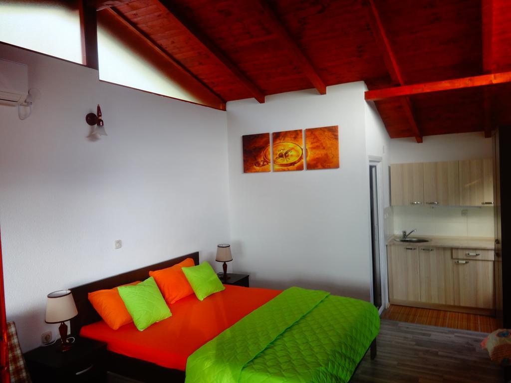 Karali Apartments Lagadin Exterior foto