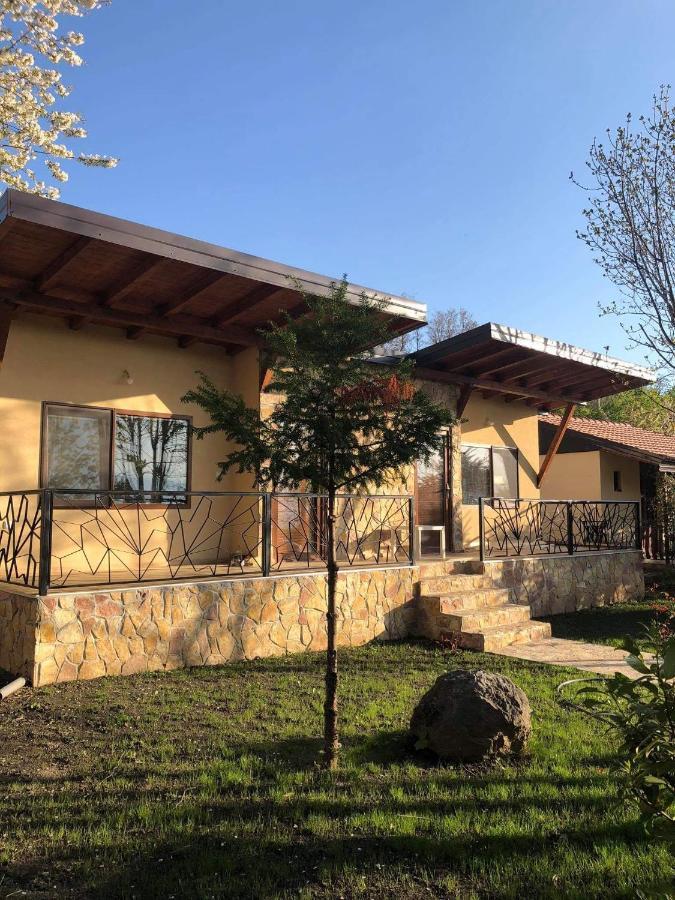 Karali Apartments Lagadin Exterior foto